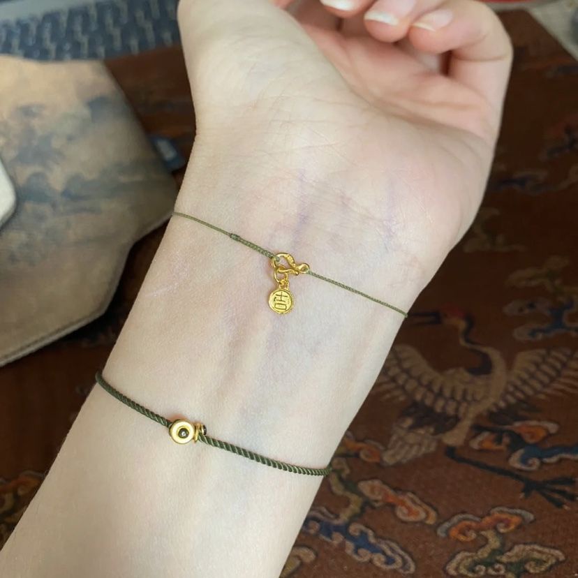 Vòng Tay Xiaohongshu Nhỏ Đơn Giản Màu Vàng Kim Vỡ Phong Cách Tươi Tắn Nhỏ Nhắn Cho Cặp Đôi