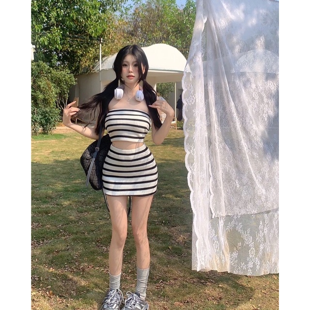 SPIDERHOUSEDN | Hàng Order | Set Váy Croptop Ôm Body Sọc Đen
