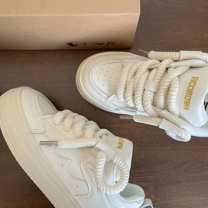 2023 Mới Giày Bánh Mì Đế Dày Nữ Ins Phong Cách Thiết Kế Ngách Thoáng Khí Giày Trắng Sinh Viên Giày Thể Thao Nữ