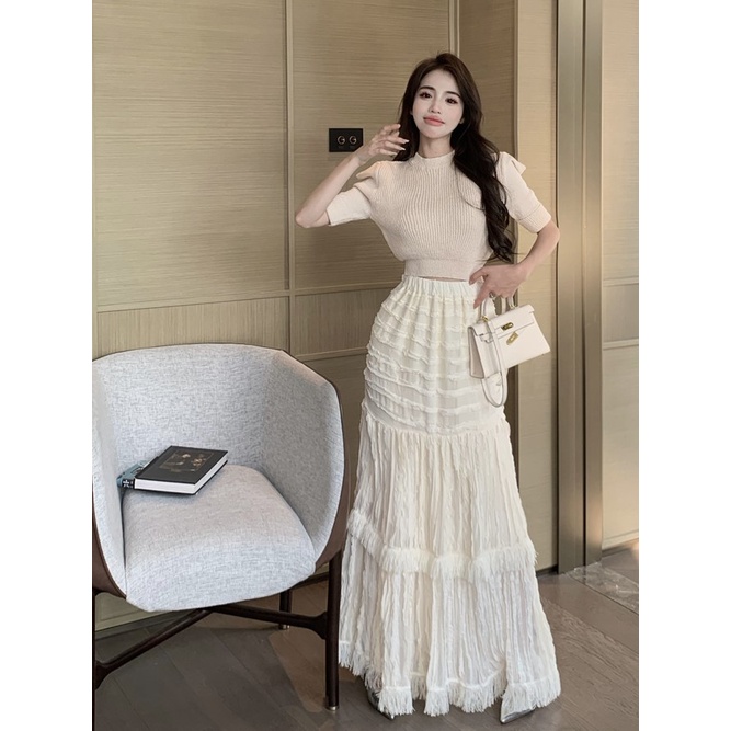 Set áo len cộc tay YIMI kèm chân váy xòe dài tua rua