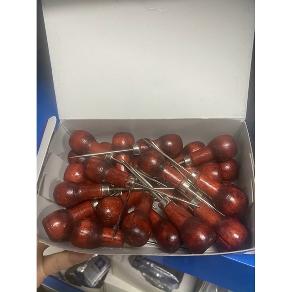 Dùi đục lỗ vải
