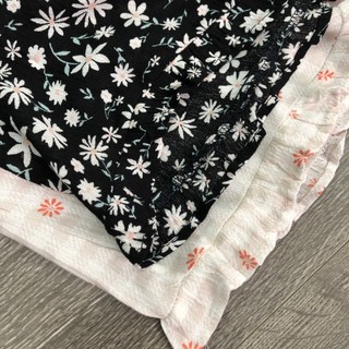 Set F21 Hoạ Tiết Hoa Cúc