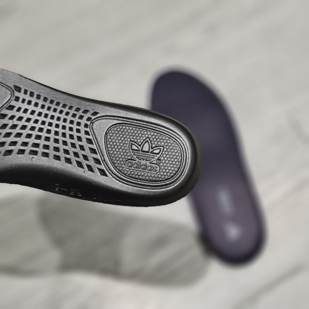 Lót giày A.di.das Yeezy