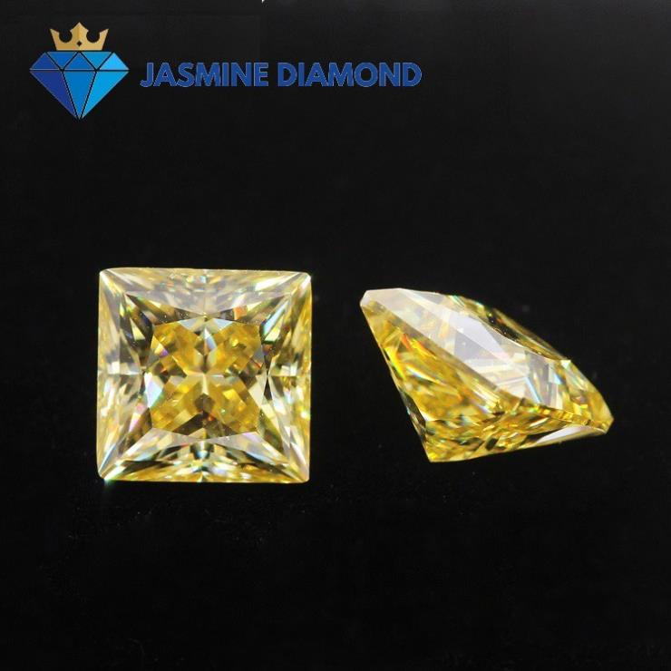 Kim cương nhân tạo Mỹ Moissanite giác cắt Princess vàng