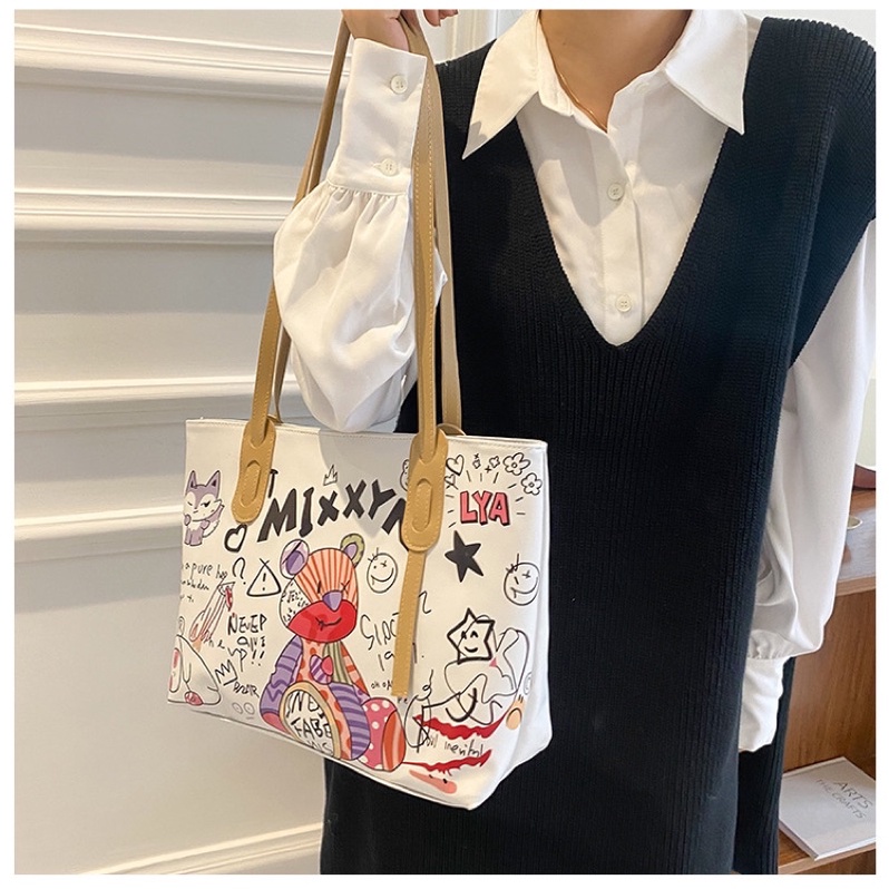 Túi tote hoạ tiết hình gấu Bearick