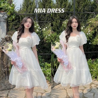 Đầm trắng cài hoa tay bồng *Mia* dáng xoè công chúa mặc kỷ yếu, đám cưới, sinh nhật