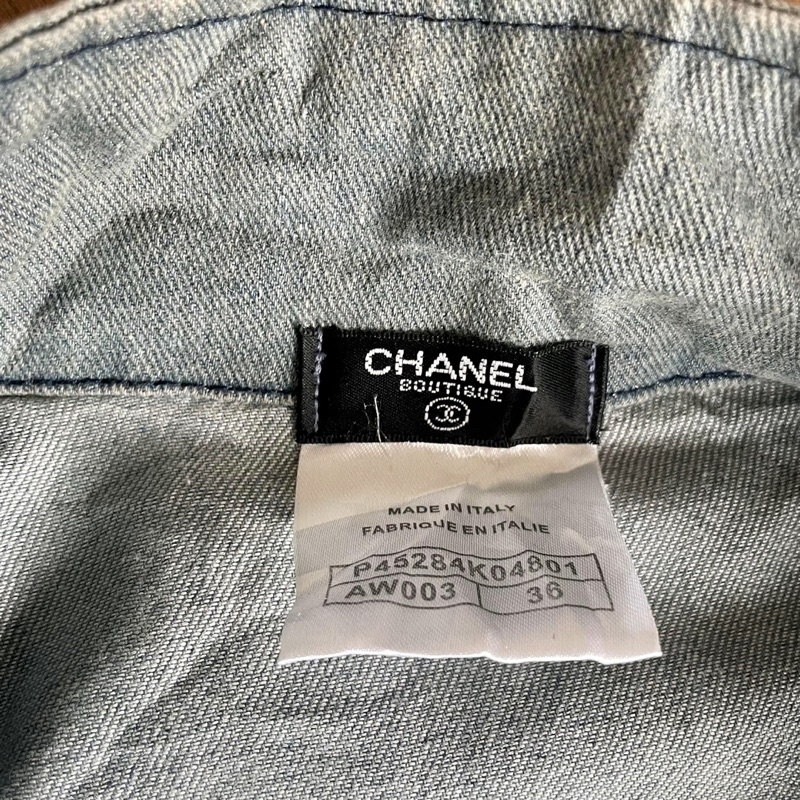 •Áo khoác nữ jean hiệu Chanel nữ thắt eo hoạ tiết sơn logo hãng•