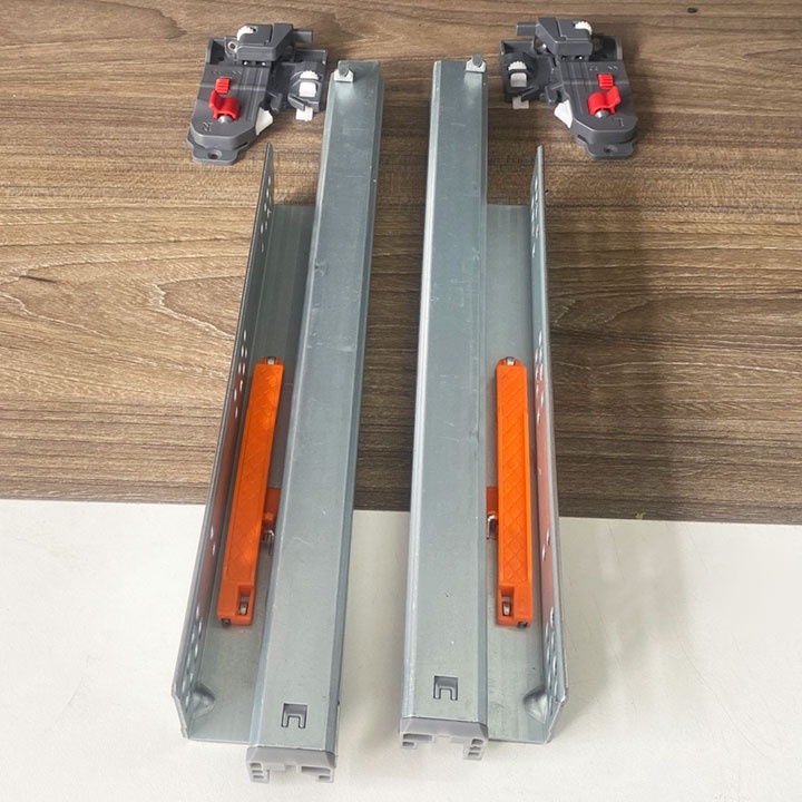 Ray âm giảm chấn mở toàn phần có khóa 300mm Thanh trượt Ray kéo Nguyên Việt cao cấp siêu bền