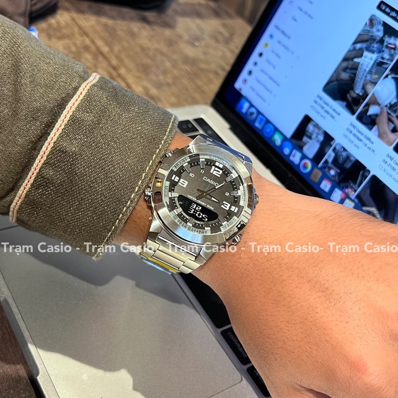 Đồng hồ nam Casio AMW-870D-1A - Kích thước vỏ : 51,5×44×12,2mm