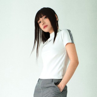 Áo thun baby tee 3 sọc chính hãng 67%