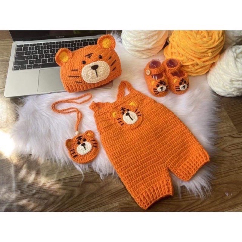 YẾM MÓC LEN HANDMADE CHO EM BÉ