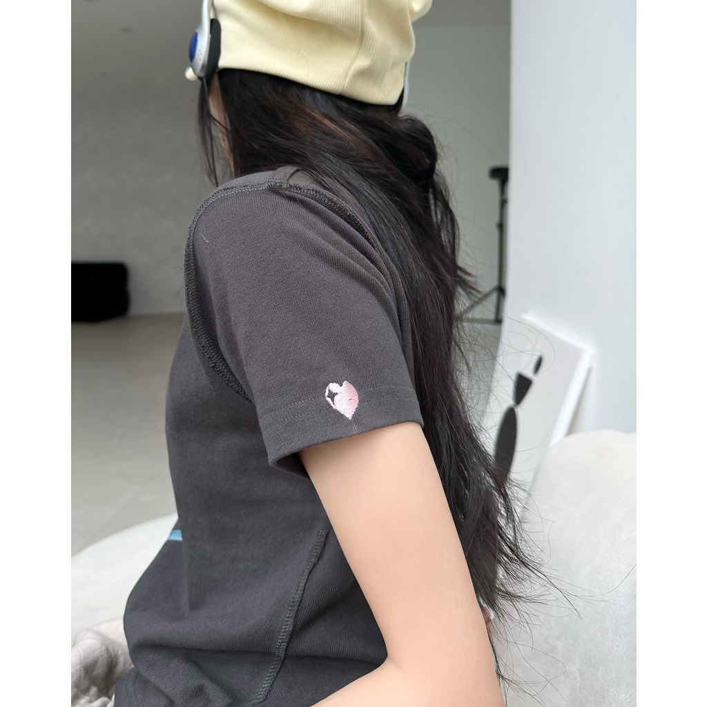 Áo thun baby tee in hoa thời trang MONO - FLEUR XÁM CHÌ