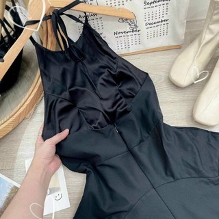 Đầm váy freesize maxi yếm đen hở lưng