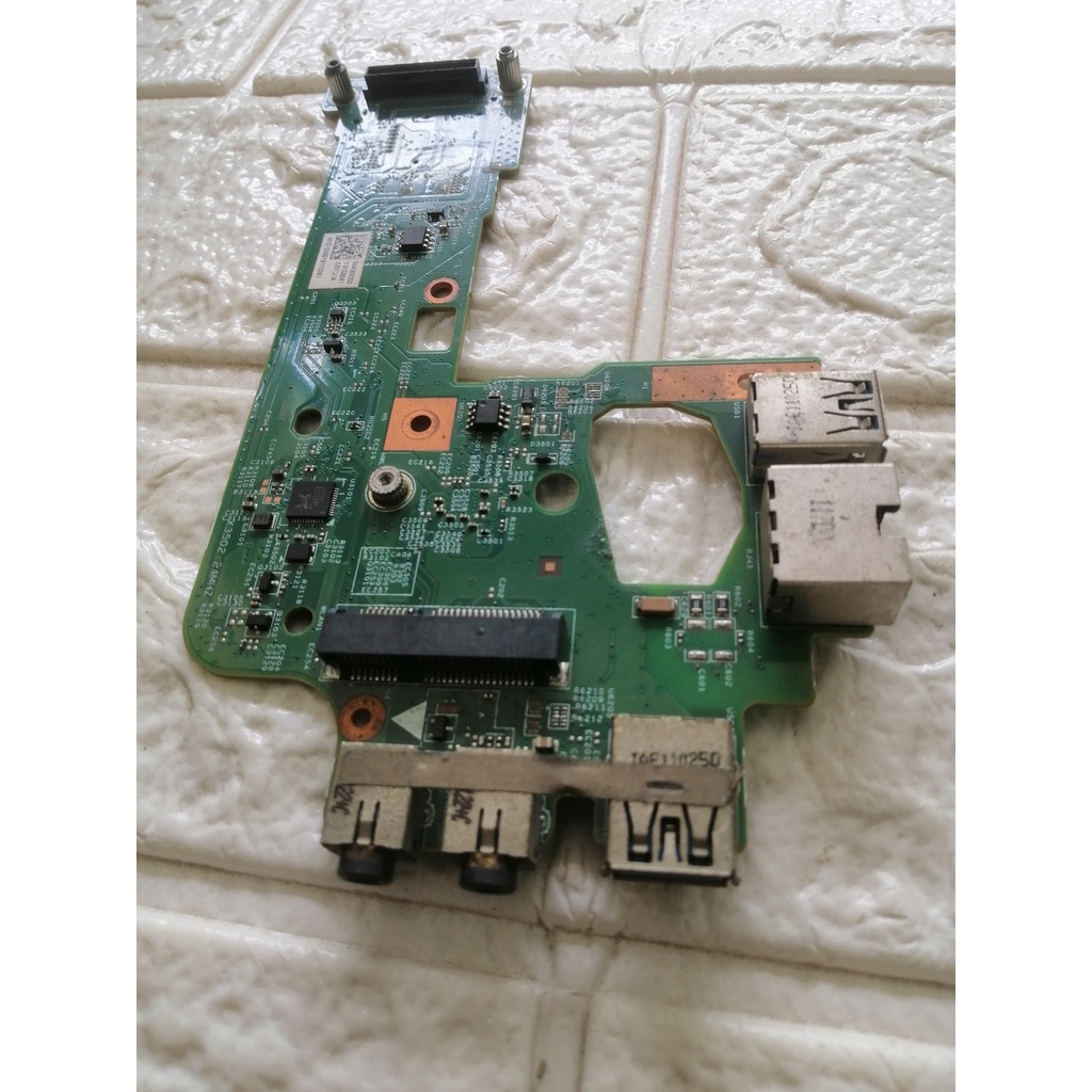 BOARD USB LAN AUDIO WFI LAPTOP DELL INSPIRON N5110