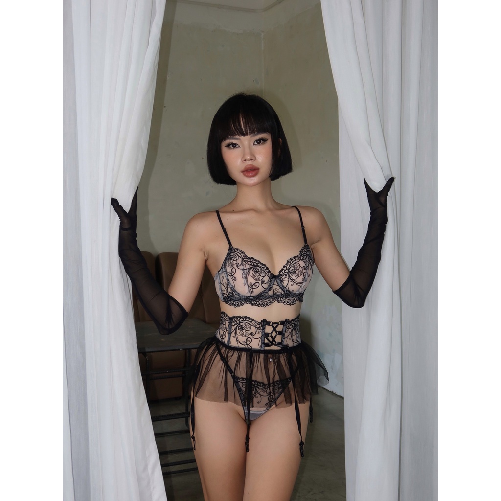 Gemma | Bộ Đồ Lót Ren Nữ Màu Đen Áo Ngực Ren Có Gọng Không Mút Xuyên Thấu Hàng Thiết Kế La Perbra