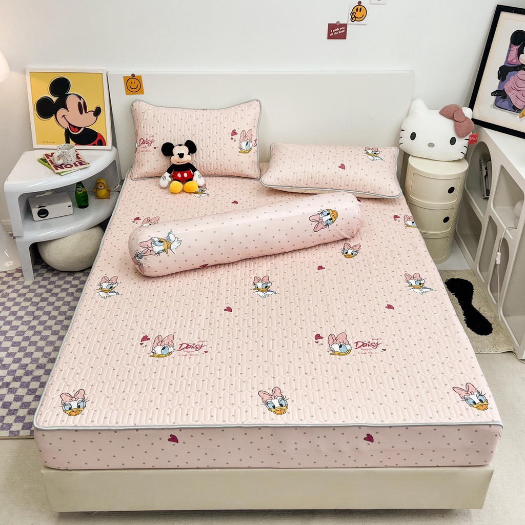 Chiếu điều hòa bọc chun kèm hai vỏ gối nằm mẫu hoạt hình dễ thương