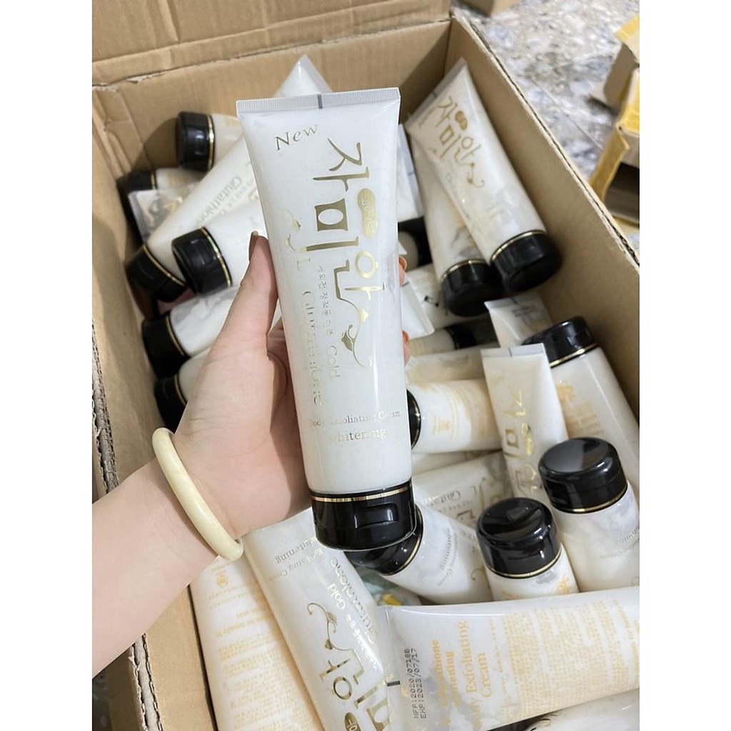 Gel Tẩy Tế Bào Dưỡng Trắng Da Toàn Thân 300g