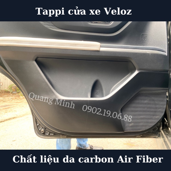 Miếng dán chống xước cửa xe hơi da Carbon Air Fiber cho xe Toyota Veloz