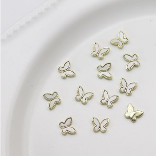 Mã charm bướm trang trí nail nhé ạ