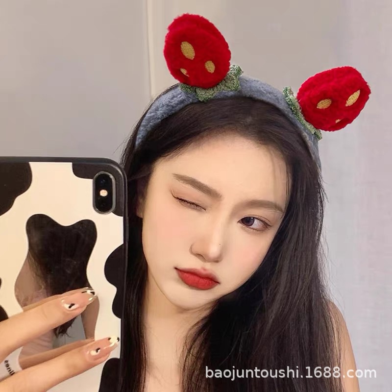 Cài tóc trái dâu tây dễ thương cute t13