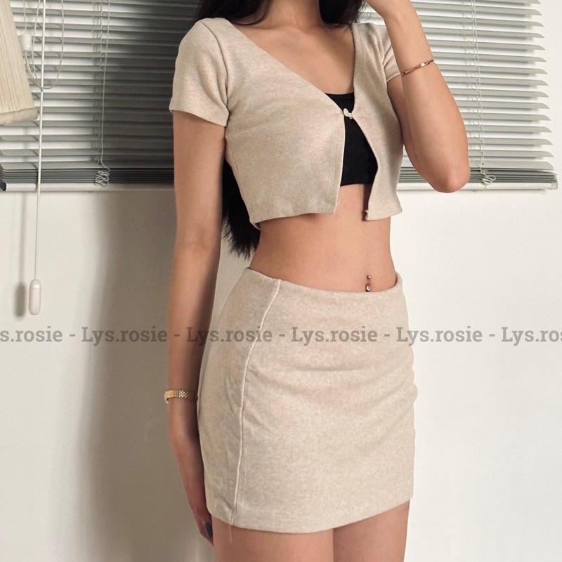 (ẢNH THẬT) Set áo cài nút và chân váy ôm