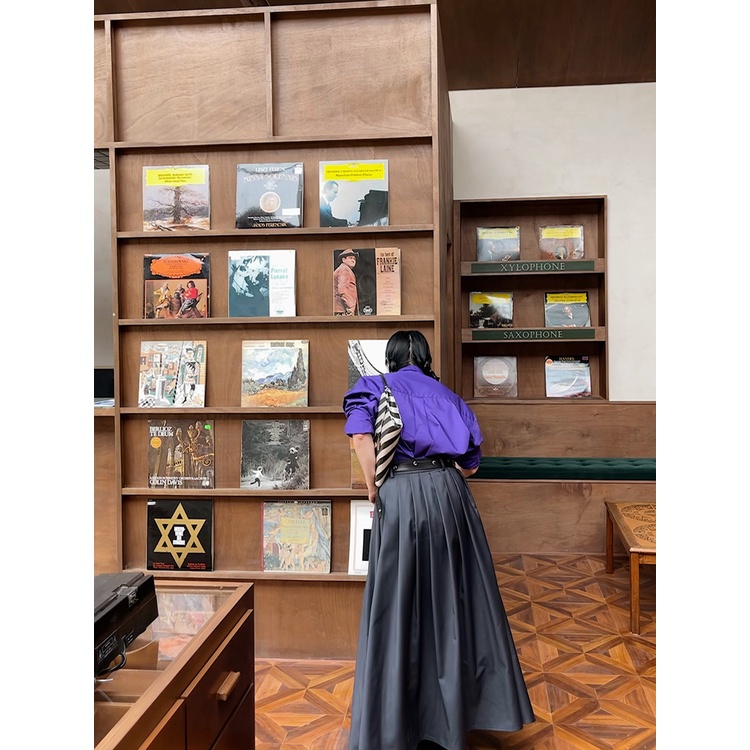 Chân Váy Xếp Ly Dài Tới Mắt Cá Chân Eo Cao Màu Xám Phong Cách Mới Dành Cho Bạn Nữ Studio