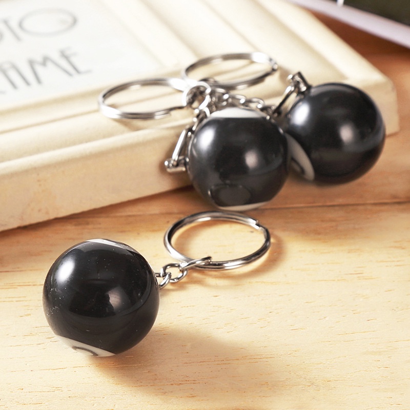 Móc Khóa Hình Quả Bida Số 8 25mm Bằng Nhựa Resin Màu Đen Thời Trang