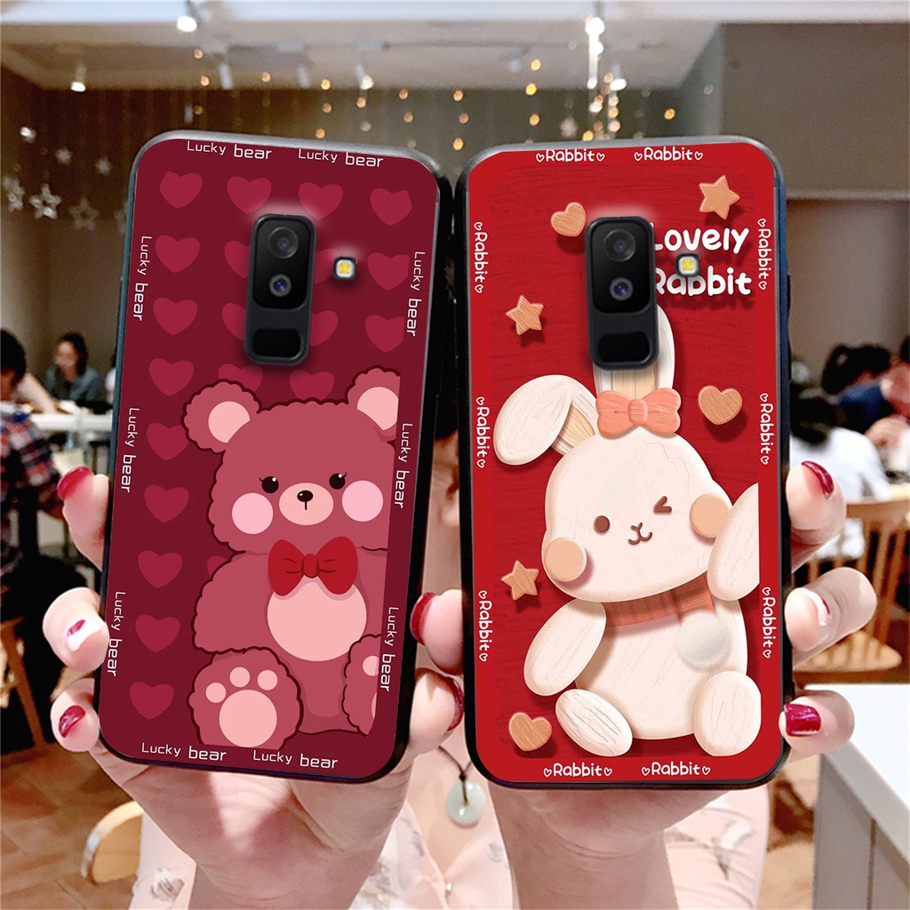 Ốp lưng Samsung J8 GẤU DÂU LOTSO đỏ cute đẹp siêu rẻ