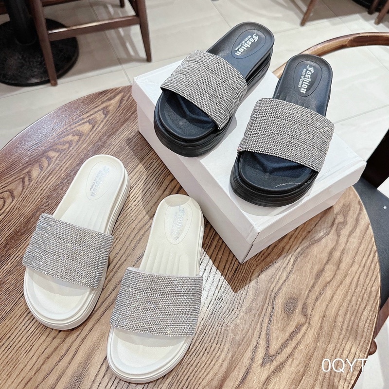 Dép Bánh Mì Đế Đúc 3 Sọc Đá Cao Cấp Êm Đẹp
