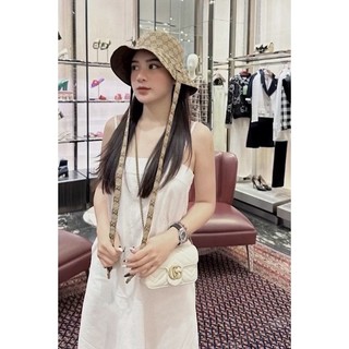 Mũ bucket gucci 2 dây quai dài kim anh bùi