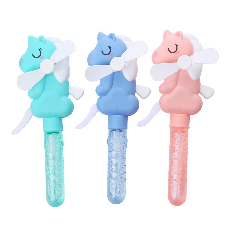 Cây thổi bong bóng xà phòng kèm quạt tay hình con ngựa dễ thương TBB1