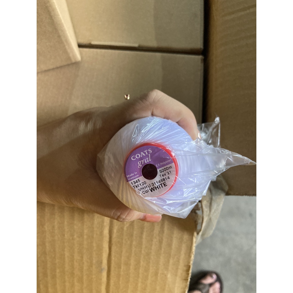 Chỉ may Công nghiệp Coats Gral, cuộn 5000m, Tex 21, màu trắng