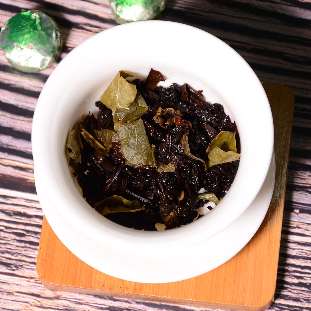 Trà Phổ nhĩ lá sen 1 viên Tinh Hoa Trà Thảo Mộc Món Quà Từ Thiên Nhiên