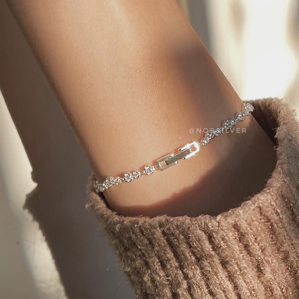 Lắc tay bạc nữ đơn giản với thiết kế nổi bật lấp lánh - Trang sức bạc Nobsilver