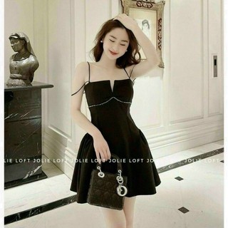 Đầm Hai Dây Nữ Thời Trang Chất vải umi phối phụ kiện.