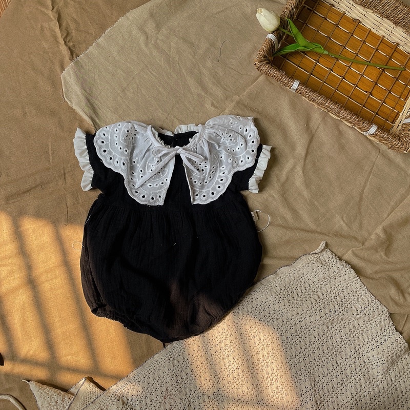 Yếm thô thêu đẹp xịn em bé gái