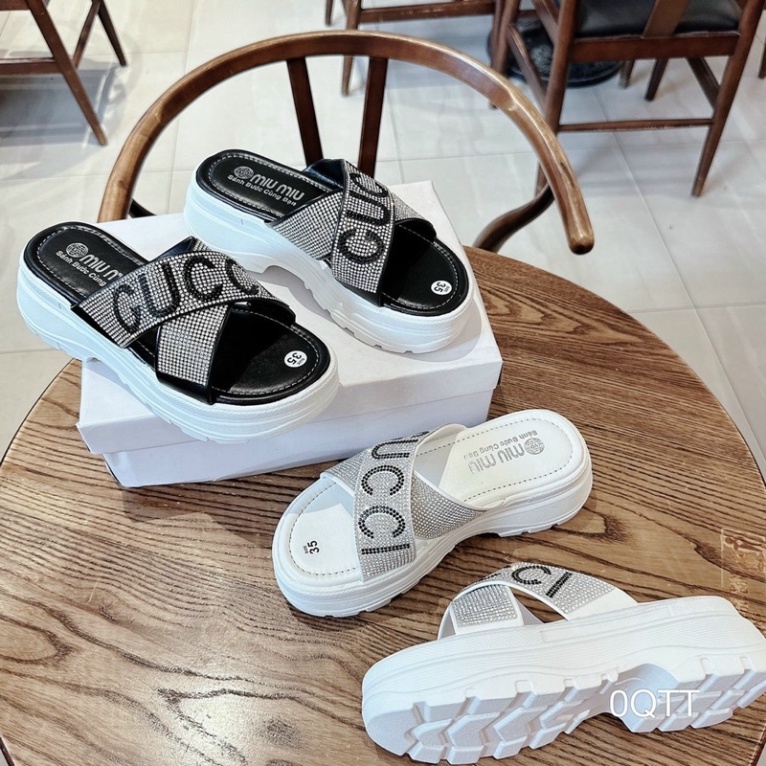 Dép bánh mì đế p.u Chéo xoàn đá cực sáng cực chất hotd 2023. 2023