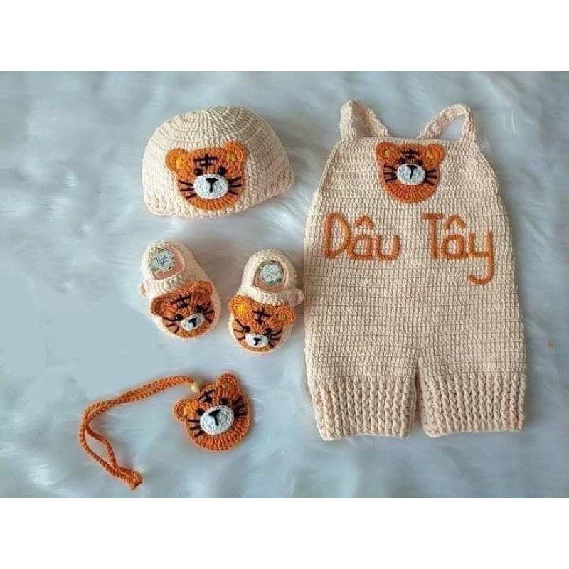 YẾM MÓC LEN CHO EM BÉ HANDMADE