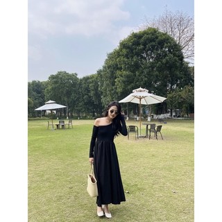 Váy lệch vai tiểu thư màu đen