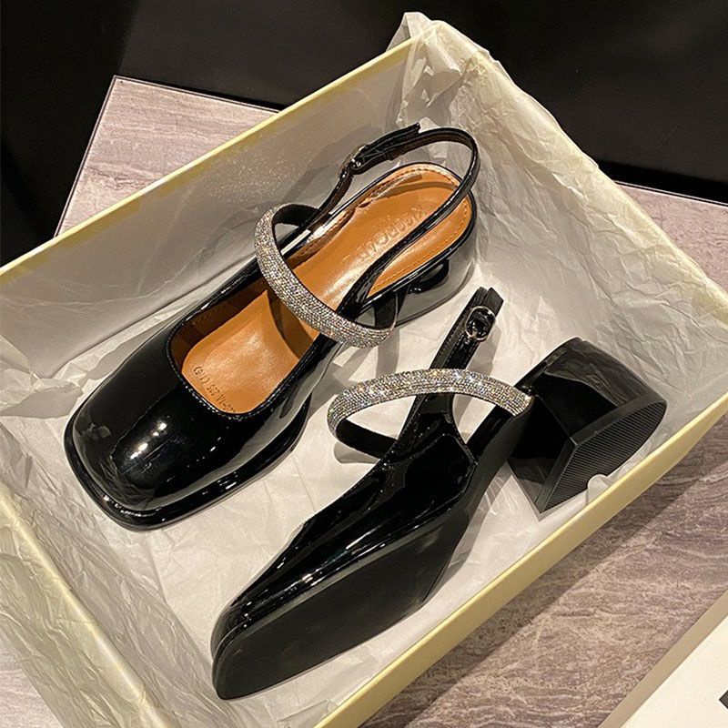 Giày cao gót vuông quai ngang bên ngoài đính đá nữ