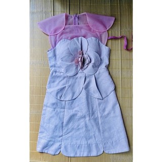 Váy hồng size s