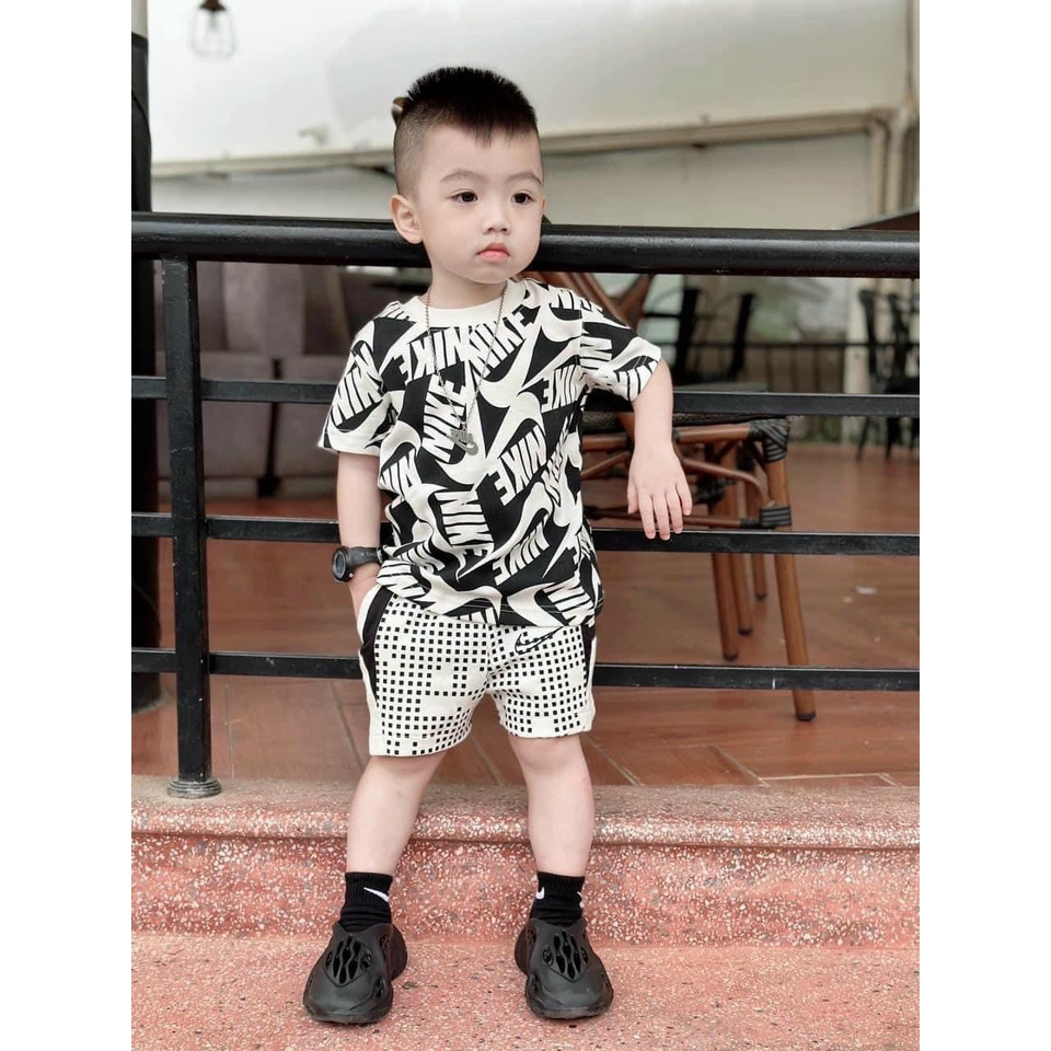 Set bộ NIKE xịn xò cho bé trai , chất vải 100% cotton dày dặn, mềm mại đặc biệt thoáng mát Kết hợp quần 2 túi khoẻ khoắn