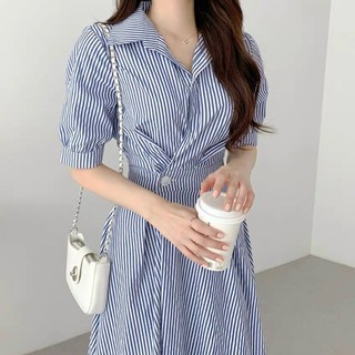 Đầm sọc xanh nút eo tay ngắn