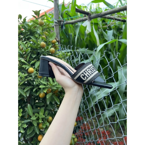 Gót bảng Di.or gót vuông 5p mũi vuônh có big size40-45 kèm ảnh thật phía sau