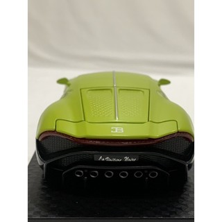 Bugatti La Voiture Noire 1:32