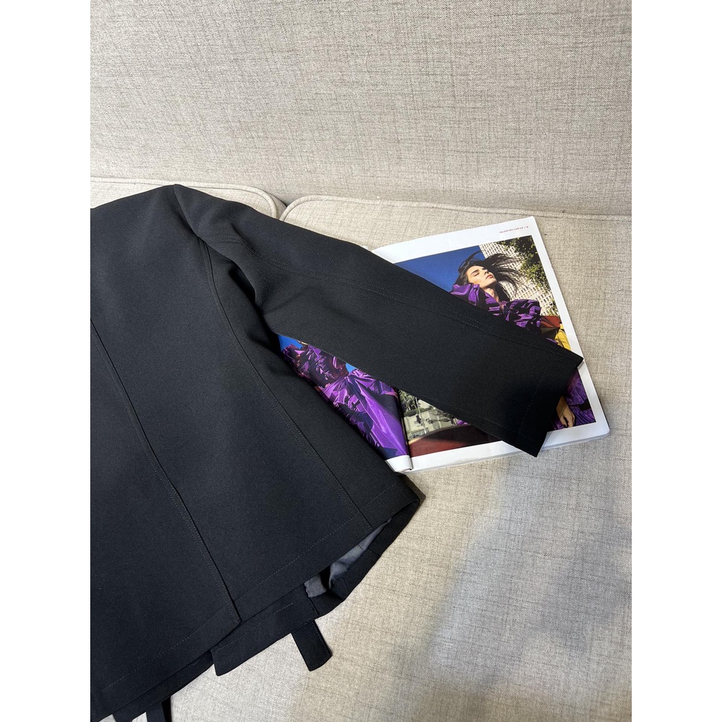 Set áo khoác váy thời trang cao cấp Dior CD thiết kế thắt lưng khéo léo, sang chảnh