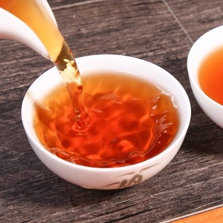 TRÀ THIẾT QUAN ÂM HỘP THIẾT