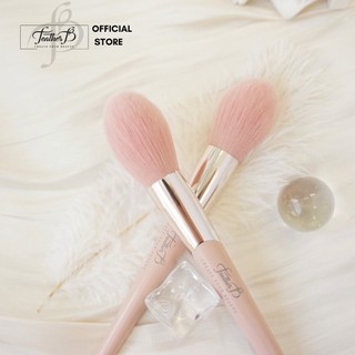 Cọ phủ phấn và má hồng Feather B