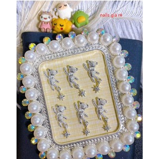 Charm gấu trang trí móng nhé a