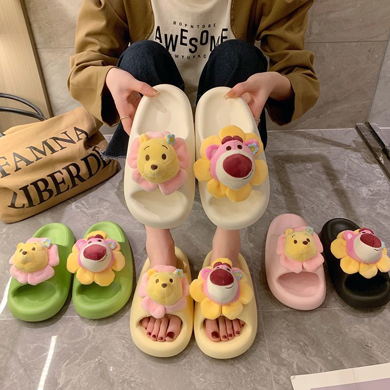 Dép gấu dâu dép bánh mì Dép lê dép quai ngang chống trượt đế dày nữ